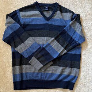 Men's Gap Sweater, Size XL, 100% Merino Wool, Machine Washable